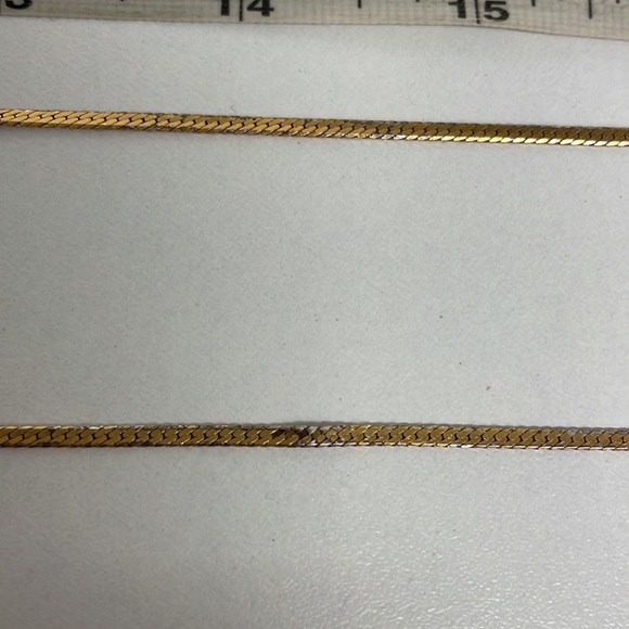 Zara Golden Long Metal Chain with Tulip Flower Pendant - Picture 11 of 12